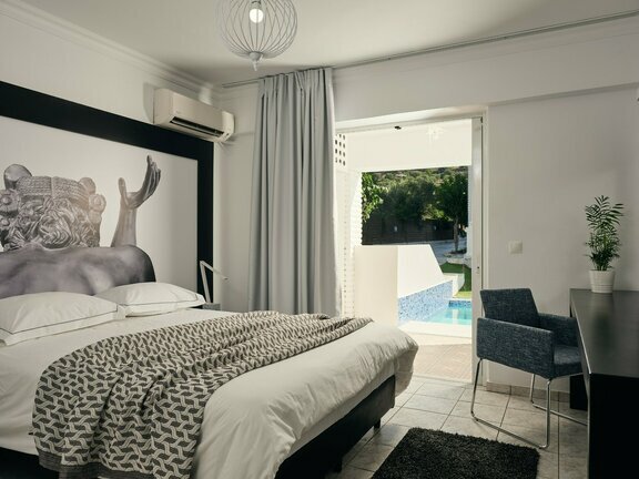 5_MASTER_SUITES