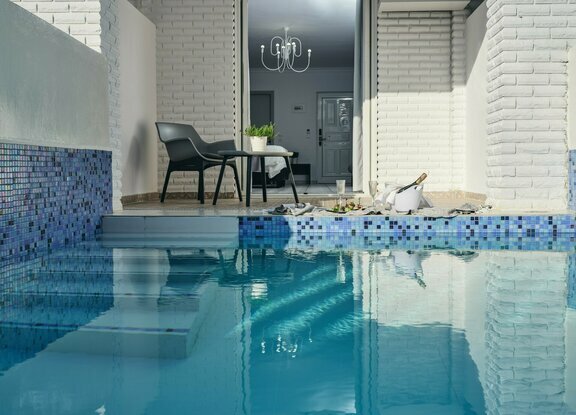 9_MASTER_SUITES