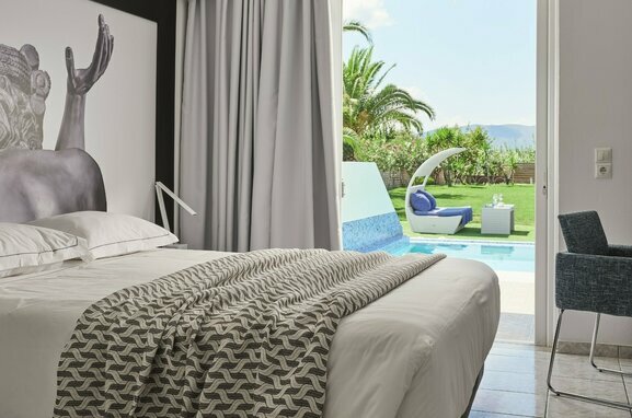 13_MASTER_SUITE