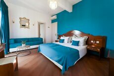 4._Deluxe_Rooms
